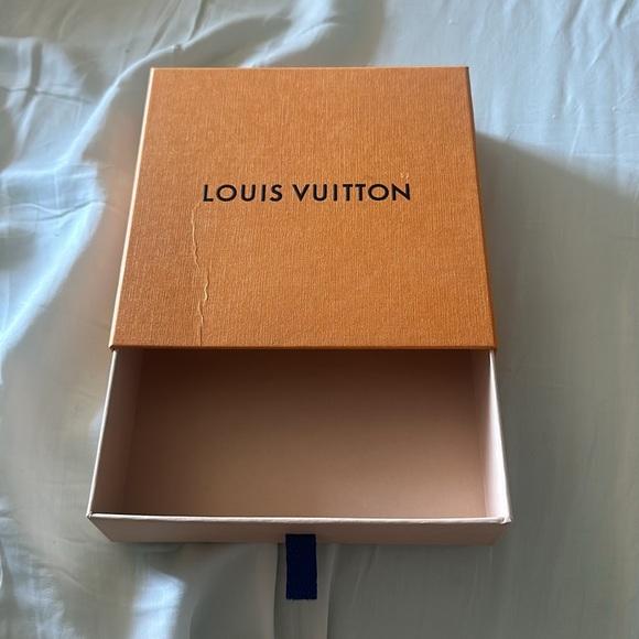 Louis Vuitton Box (empty) - Picture 2 of 6